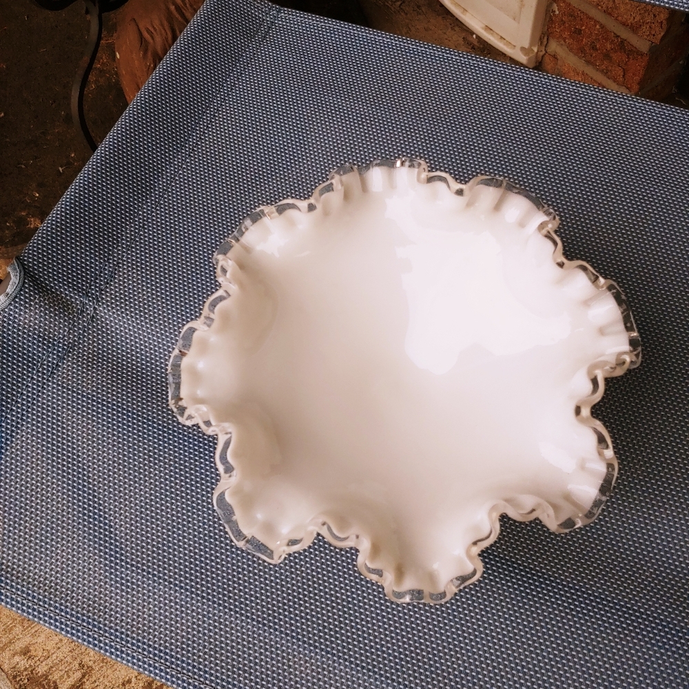 Fenton silvercrest footed ruffled Edge dish